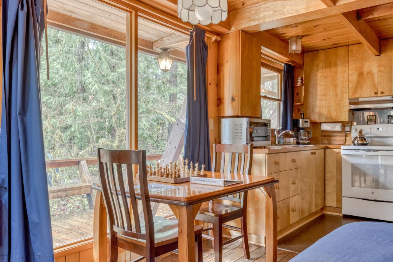 Chalet Shangri-La Welches エクステリア 写真