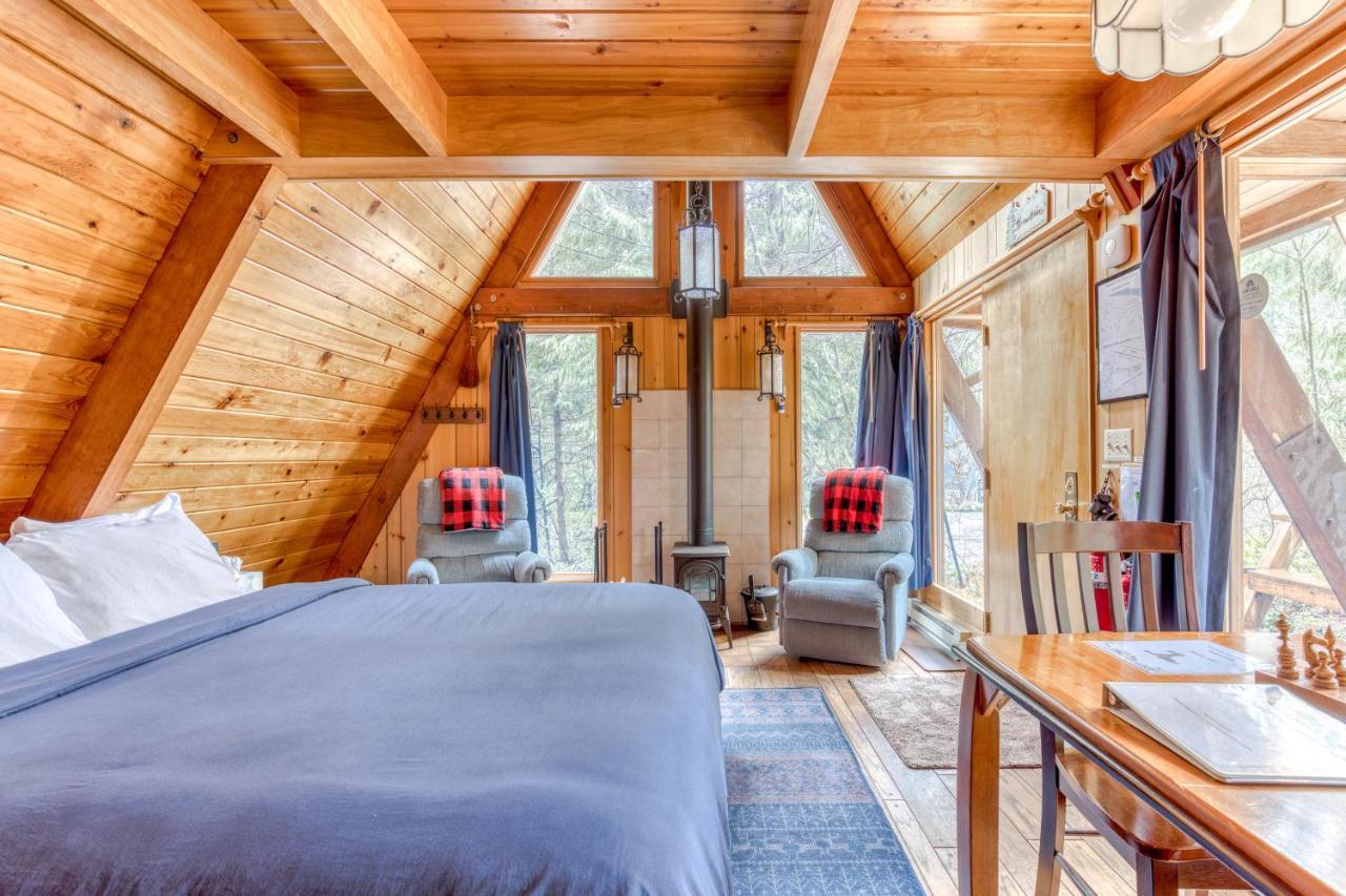 Chalet Shangri-La Welches エクステリア 写真